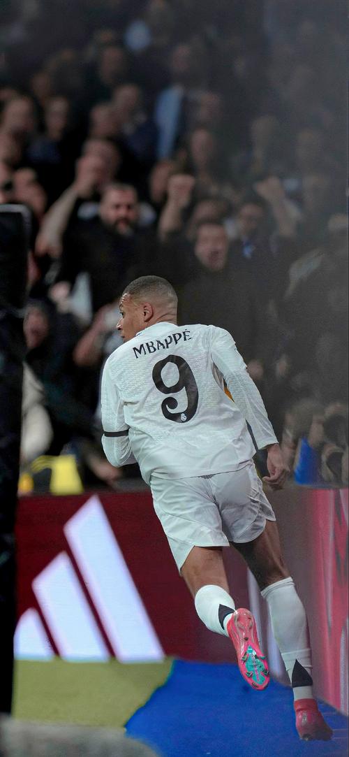 《黑神话：悟空》杨奇发文：灵魂是个什么玩意呢