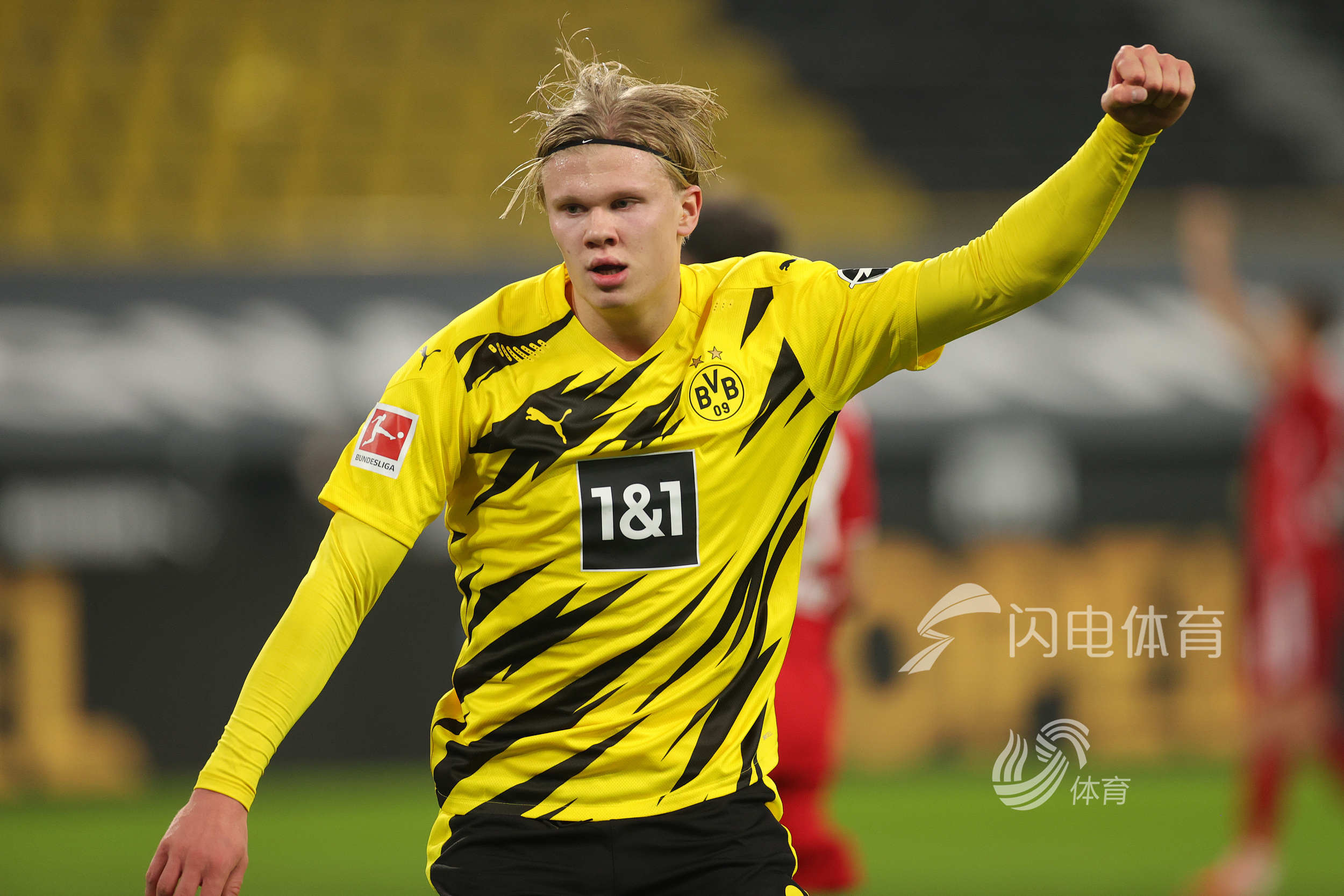 BLG击败TES夺冠，K皇阿卡丽瞬秒双C，阿水的心碎了