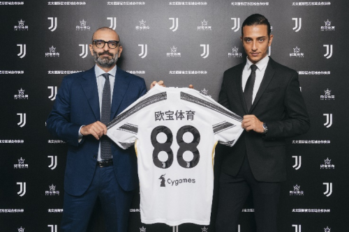 西甲-拉菲尼亚点射亚马尔破门 巴萨2-0比利亚雷亚尔