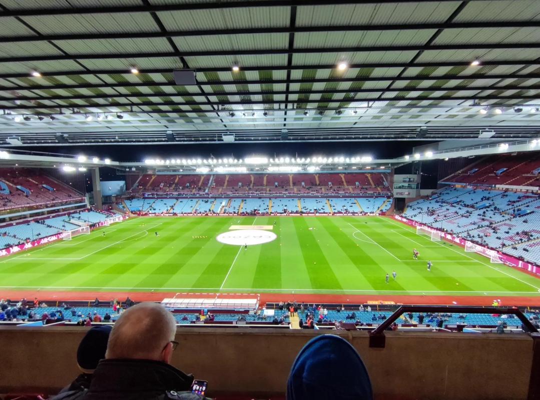 轮盘赌游戏《恶魔轮盘》销量超800万 主机版延期至26年发售