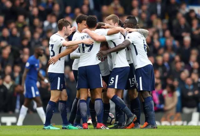 慢的哈登类型，再加个慢中锋祖吧，快船这样的组合会在季后赛走不远的，常规赛还能有点意思